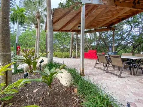 3400 NE 192nd Street Aventura FL 33180
