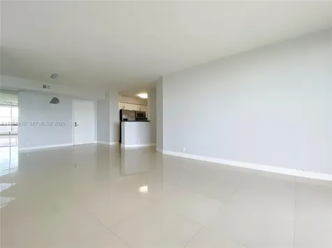 3400 NE 192nd Street Aventura FL 33180