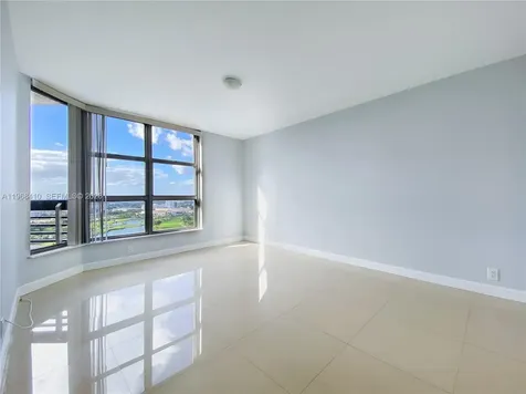3400 NE 192nd Street Aventura FL 33180