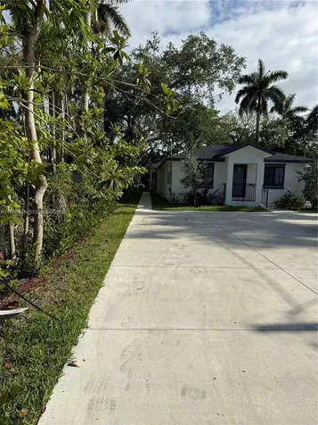 210 SW 3rd Street Florida City FL 33034