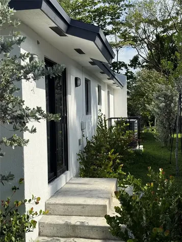 210 SW 3rd Street Florida City FL 33034