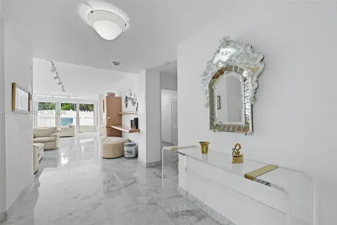 4925 Collins Avenue Miami Beach FL 33140