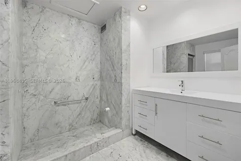 4925 Collins Avenue Miami Beach FL 33140