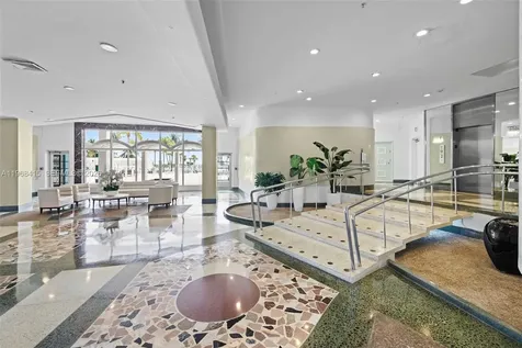 4925 Collins Avenue Miami Beach FL 33140