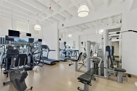 4925 Collins Avenue Miami Beach FL 33140