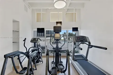 4925 Collins Avenue Miami Beach FL 33140