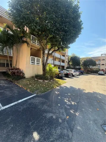 9201 Sunrise Lakes Boulevard Sunrise FL 33322