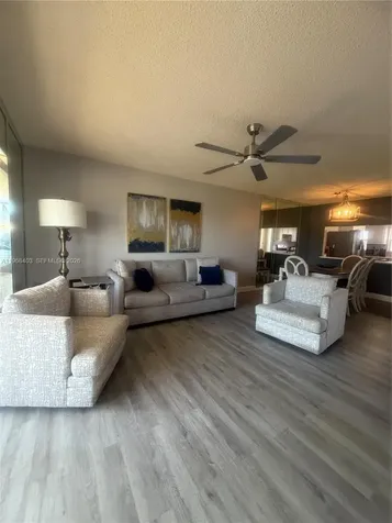9201 Sunrise Lakes Boulevard Sunrise FL 33322