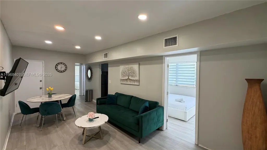 10000 E Bay Harbor Drive Bay Harbor Islands FL 33154