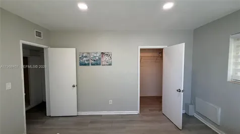 10000 E Bay Harbor Drive Bay Harbor Islands FL 33154