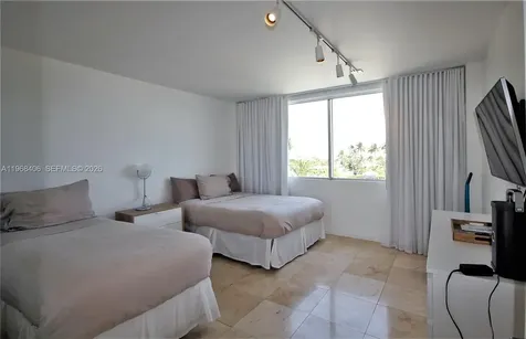 5151 Collins Avenue Miami Beach FL 33140