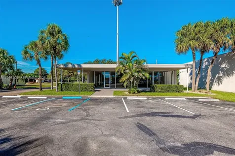2121 N State Road 7 Margate FL 33063