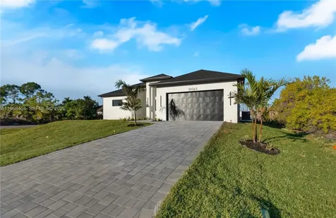10065 Memphis Street Port Charlotte FL 33981