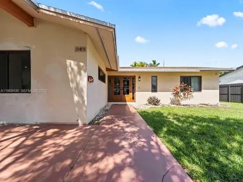 10415 SW 200th Street Cutler Bay FL 33157
