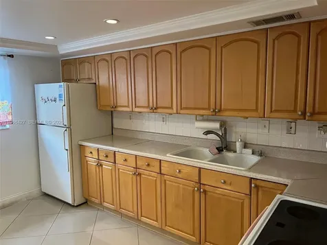 344 SW 1st Street Pompano Beach FL 33060