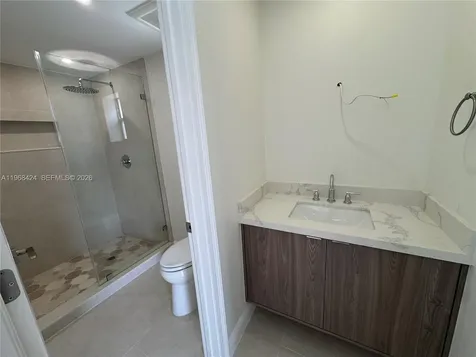 1900 W 54th Street Hialeah FL 33012