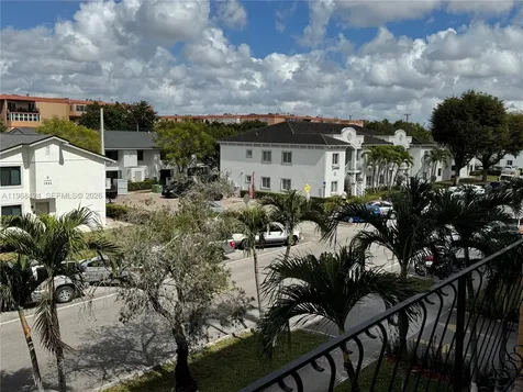 1900 W 54th Street Hialeah FL 33012