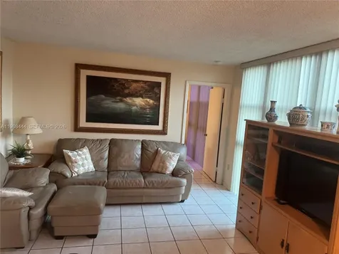 11750 SW 18th Street Miami FL 33175