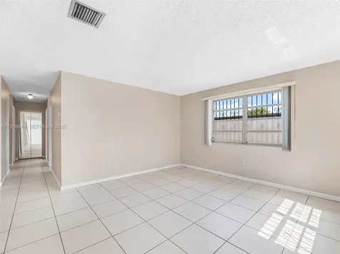 761 E 45th Street Hialeah FL 33013