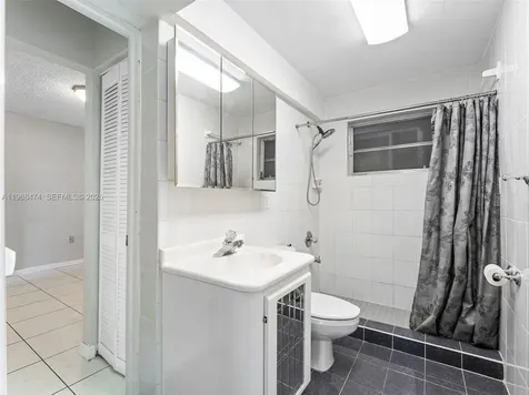 761 E 45th Street Hialeah FL 33013