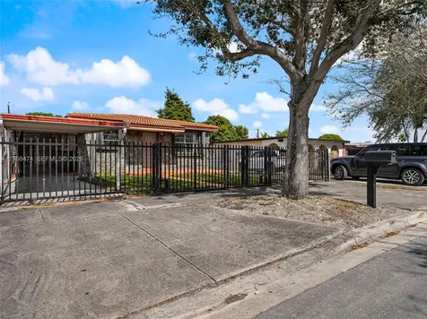 761 E 45th Street Hialeah FL 33013