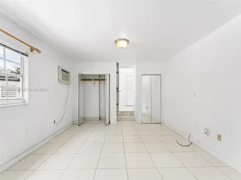 761 E 45th Street Hialeah FL 33013