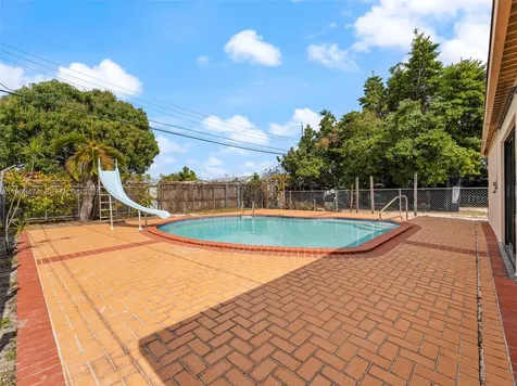 761 E 45th Street Hialeah FL 33013