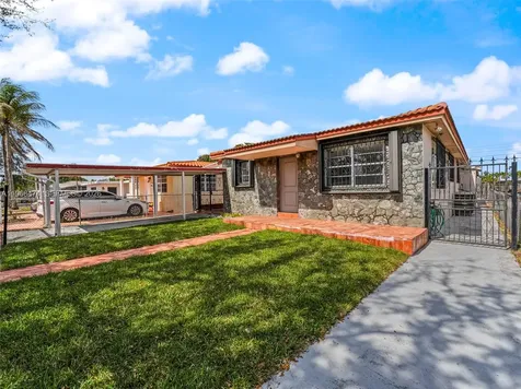761 E 45th Street Hialeah FL 33013