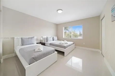 1185 NE 111th Street Miami FL 33161