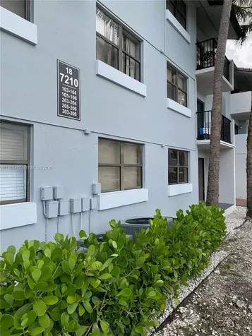 7030 NW 179th Street Hialeah FL 33015