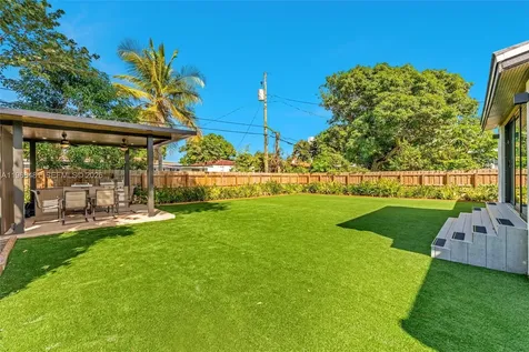 231 NE 45th Street Miami FL 33137
