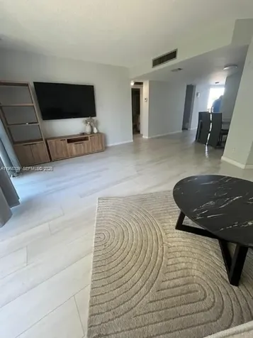 3475 N Country Club Drive Aventura FL 33180