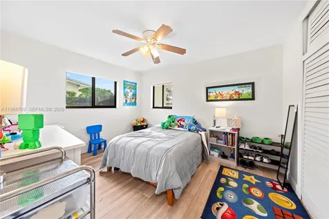 7835 W 16th Court Hialeah FL 33014