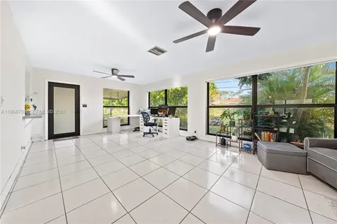 7835 W 16th Court Hialeah FL 33014