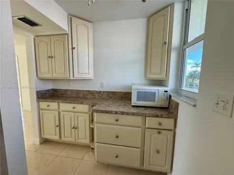 2855 Leonard Drive Aventura FL 33160