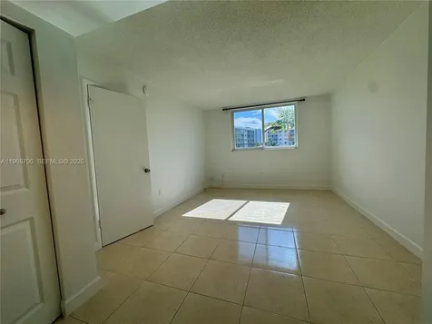 2855 Leonard Drive Aventura FL 33160