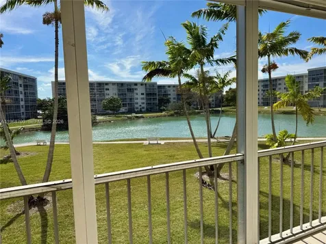 2855 Leonard Drive Aventura FL 33160