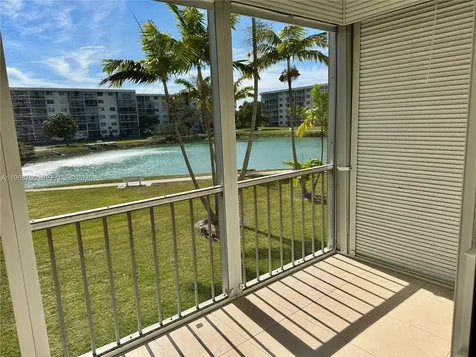 2855 Leonard Drive Aventura FL 33160