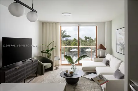 3900 Alton Road Miami Beach FL 33140