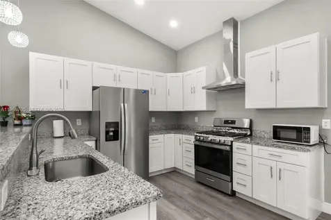 189 N Oleander Avon Park FL 33825