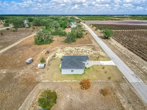189 N Oleander Avon Park FL 33825