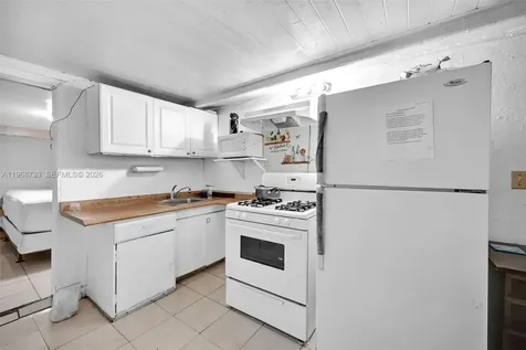 811 NW 24th Court Miami FL 33125
