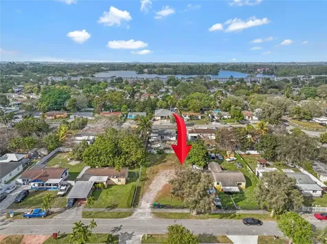 1437 NW 99th Street Miami FL 33147