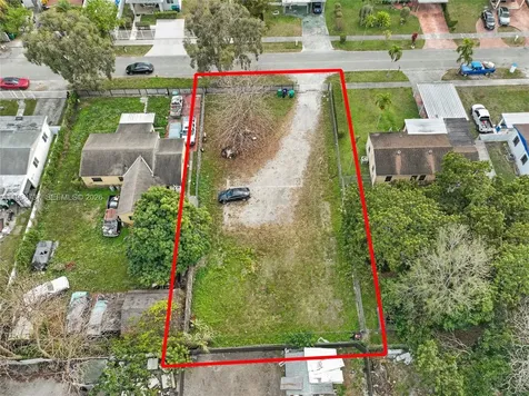 1437 NW 99th Street Miami FL 33147