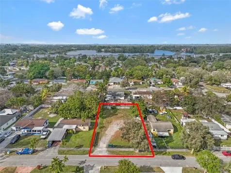 1437 NW 99th Street Miami FL 33147