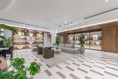 3900 Alton Road Miami Beach FL 33140