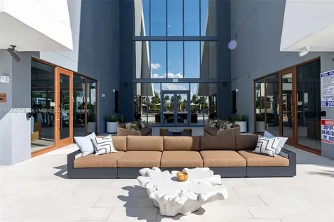 3900 Alton Road Miami Beach FL 33140