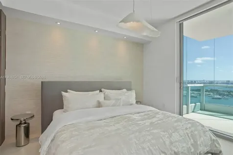900 Biscayne Boulevard Miami FL 33132