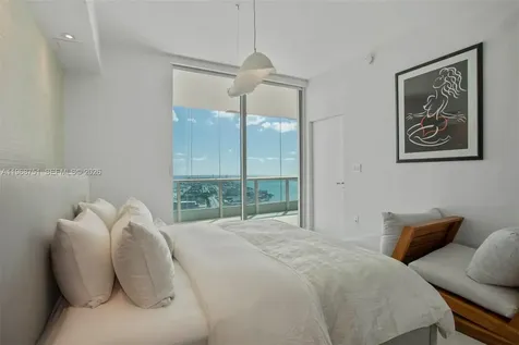 900 Biscayne Boulevard Miami FL 33132