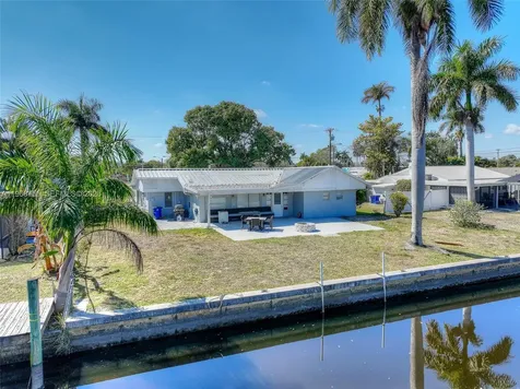 1138 Harbor Drive Fort Myers FL 33917